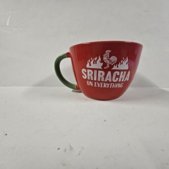 Sriracha Huy Fong Foods Large 24 oz Ramen Noodle Soup Coffee Cup Mug‎ Red - Picture 3 of 11